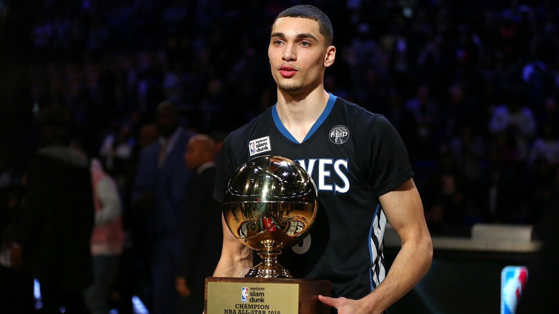 乔丹“CHICAGO”纪念赛门票今日正式开售，乔丹纪念品