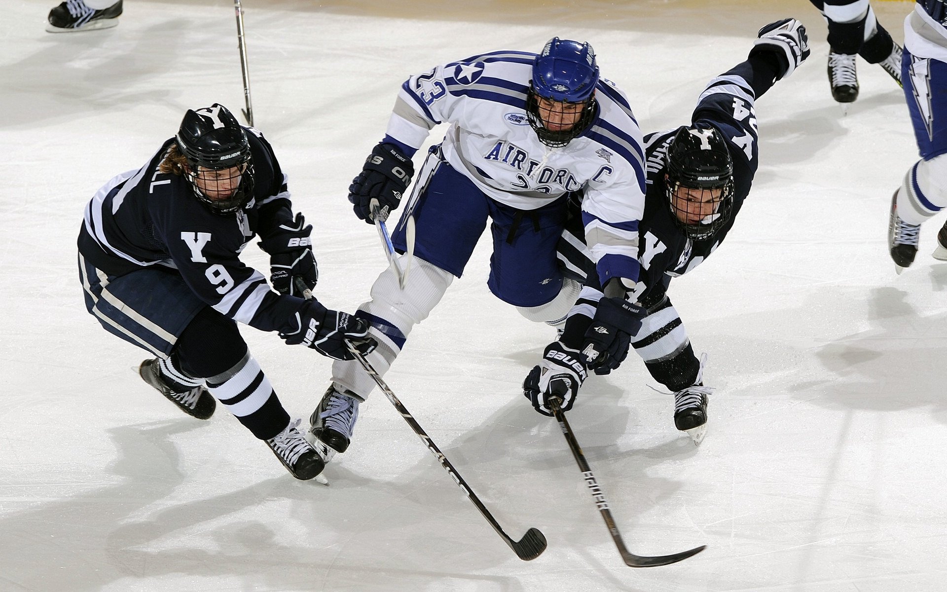 -战术分析：如何破解对手的铁壁防守，铁壁防御